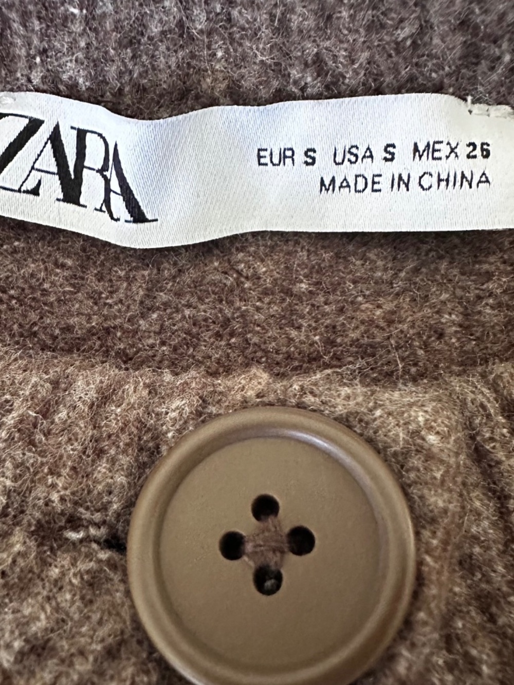Zara - Cute Cropped Sweater With Added Detail! - Picture 4 of 4